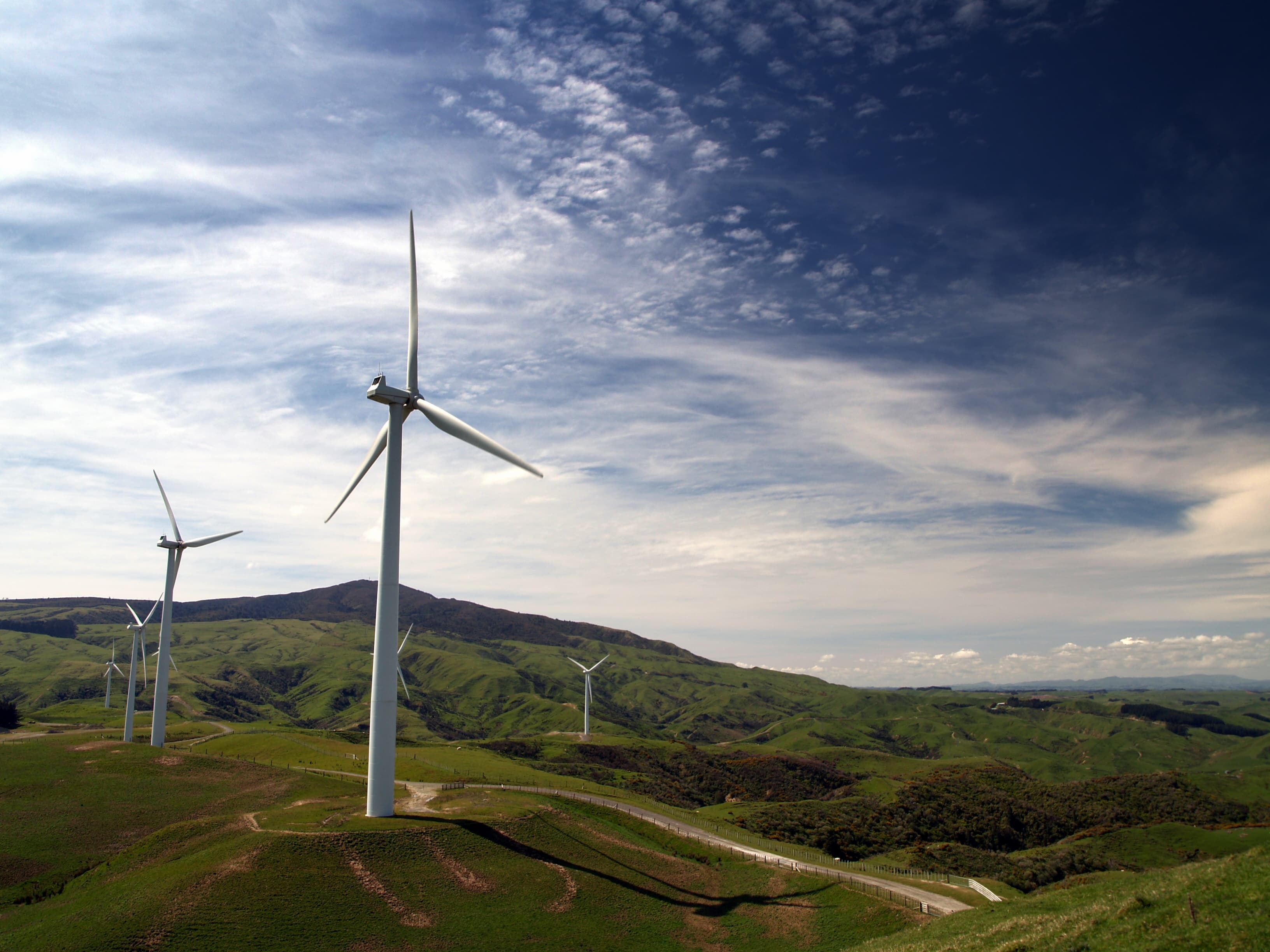 "These kinds of price signals would allow the grid to be used far more efficiently, reducing the need for expensive new generation and transmission projects to meet peak demand."